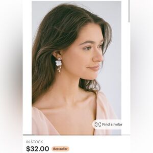 Elegant White Floral Drop Earrings